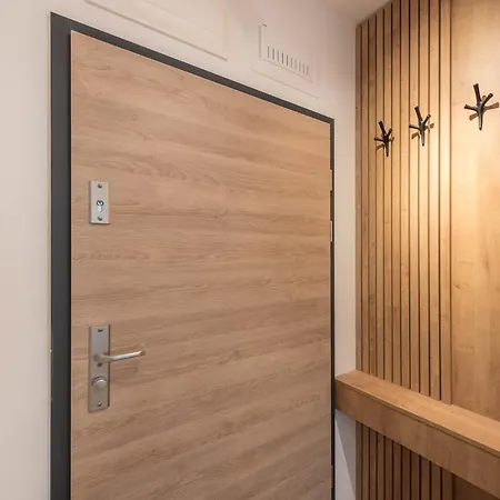 아파트 Luxury Ap Blanka - Pool & Panorama In Azur 산콘스탄틴앤헬레나