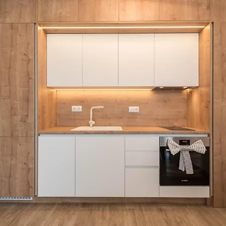 Luxury Ap Blanka - Pool & Panorama In Azur 아파트 *